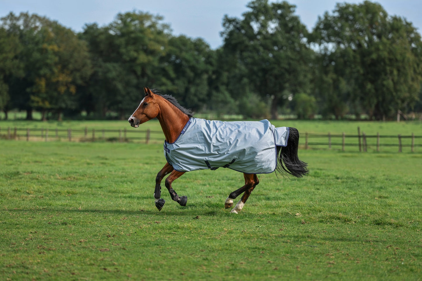 Bucas Power Turnout Light 0 g, Abschwitzdecke, Outdoordecke